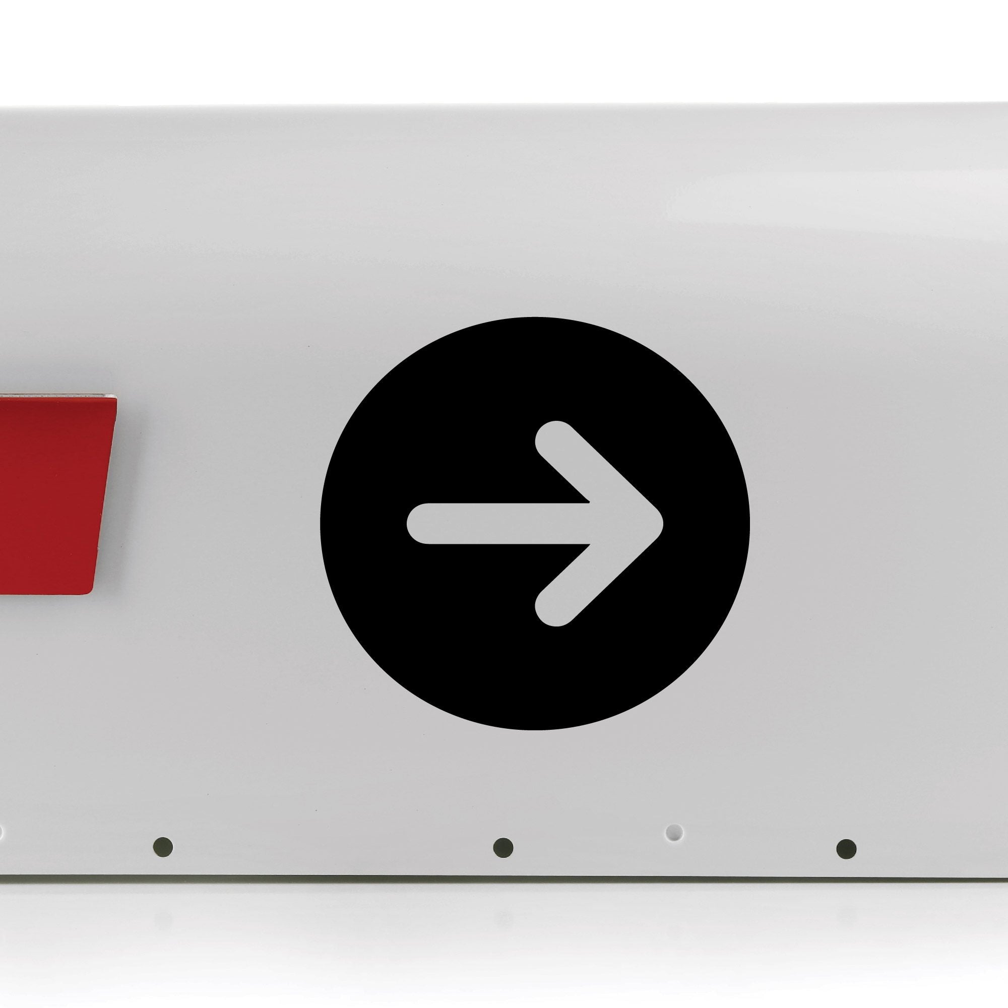 Reflective circle mailbox arrow sticker pointing right applied to mailbox