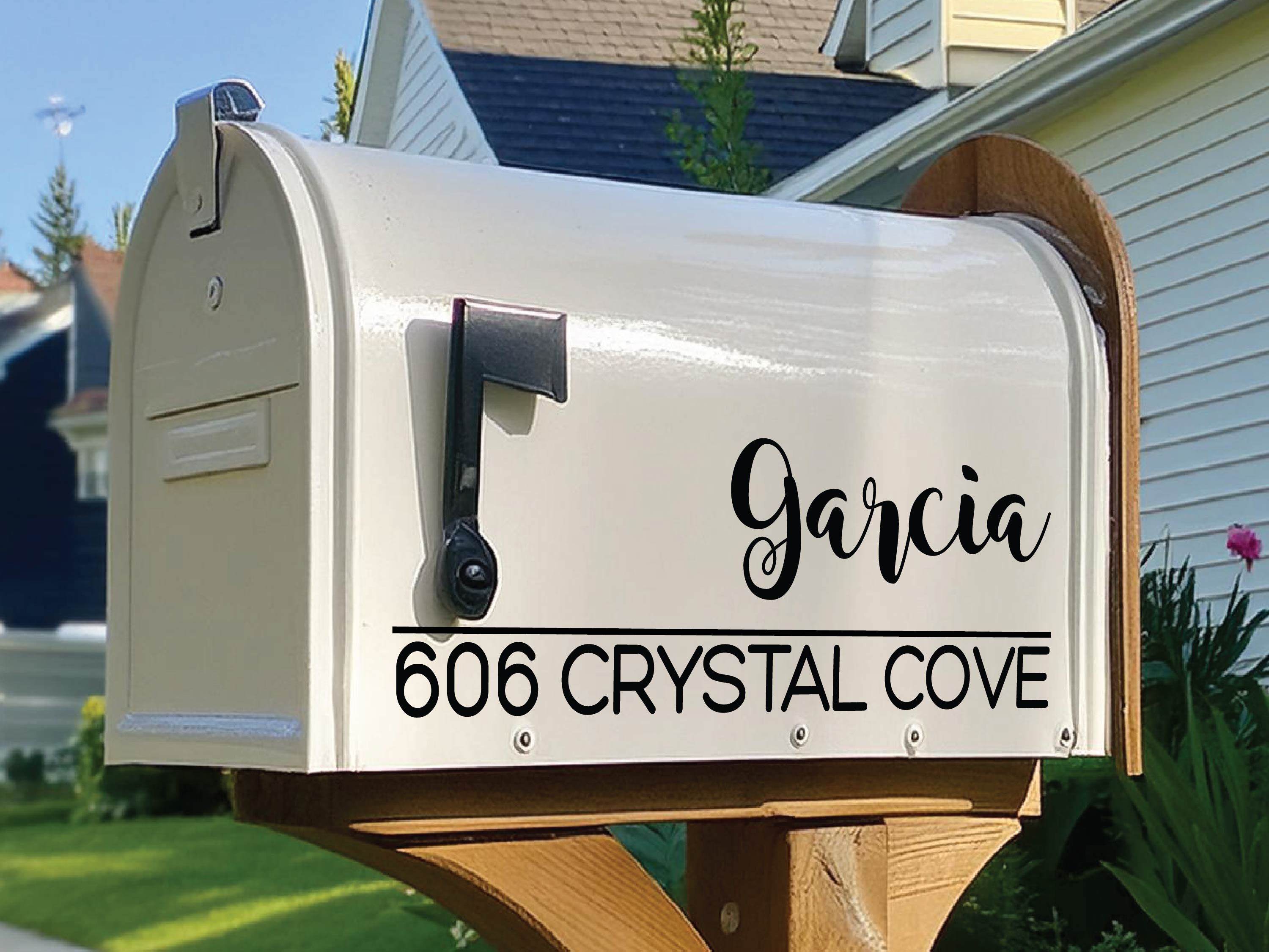 Personalized address decal with family name and street number